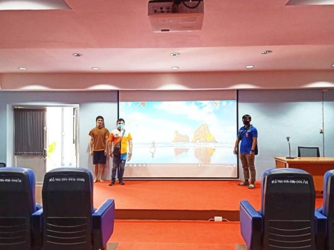 จอโปรเจคเตอร์ แขวนมือดึง